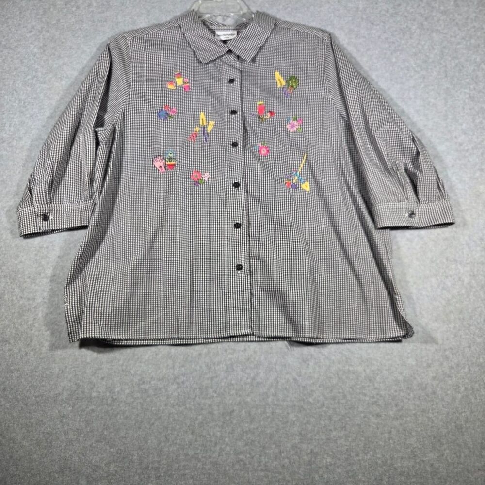 Breckenridge Woman Black White Gingham Garden Embroidered Button Shirt Plus